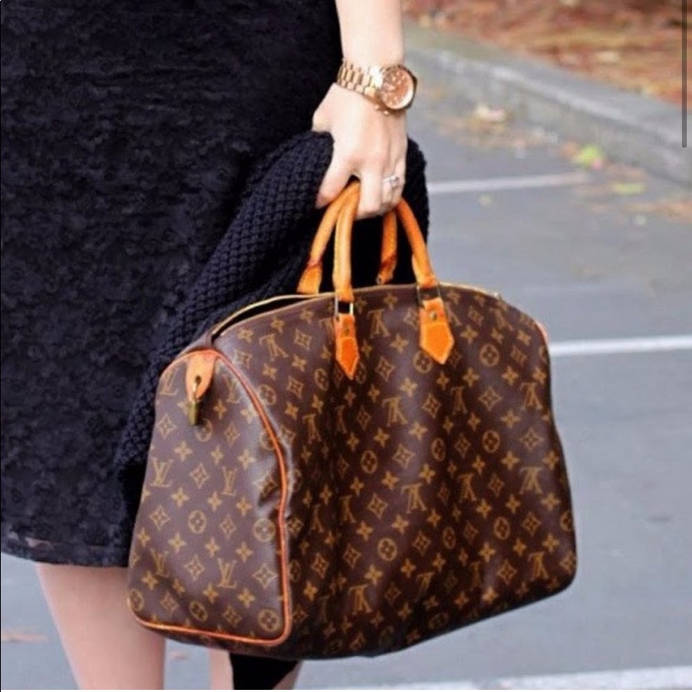 Authentic Louis Vuitton speedy 40 Bag